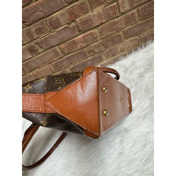 LOUIS VUITTON Authentic Monogram Sac Weekend Bag - Picture 6 of 13